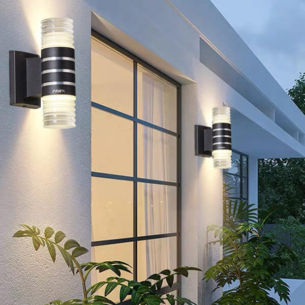 Đèn tường ngoài trời D65  led sáng 2 đầu 3 chế độ ánh sáng  AK6041/2